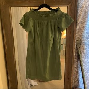 Vineyard Vines Green Off the shoulder dress